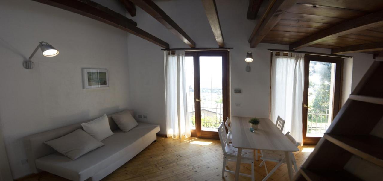 ホテル Casa Patrone Nebbiuno エクステリア 写真