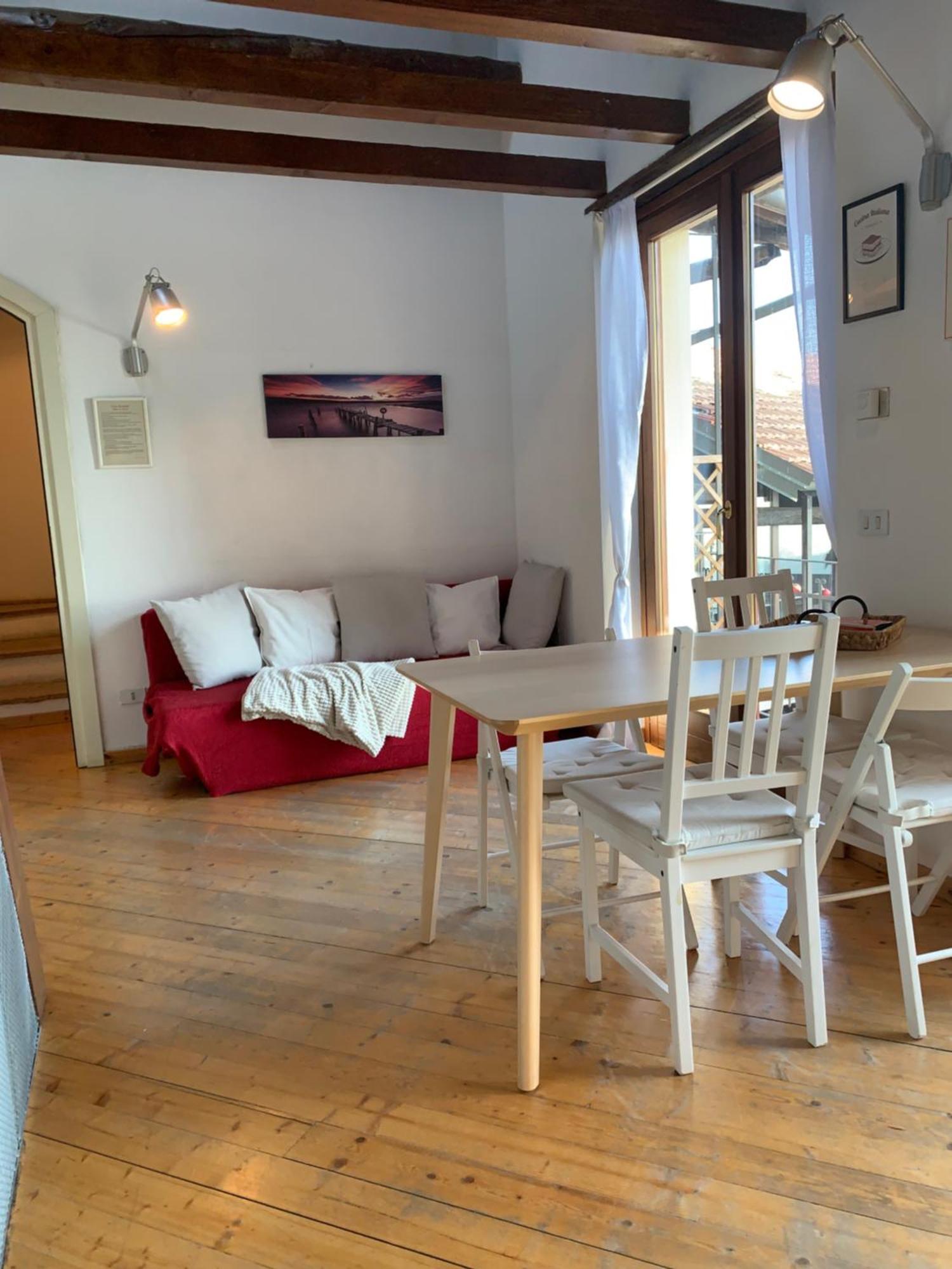 ホテル Casa Patrone Nebbiuno エクステリア 写真
